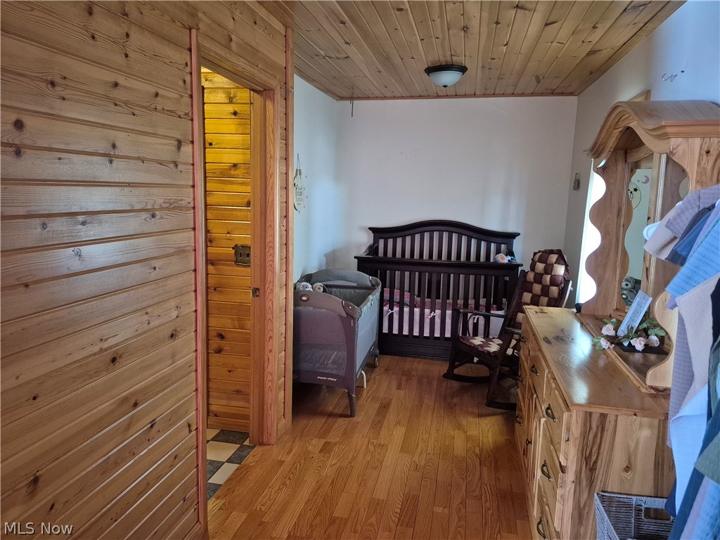 357 State Road NW Warren OH 44483