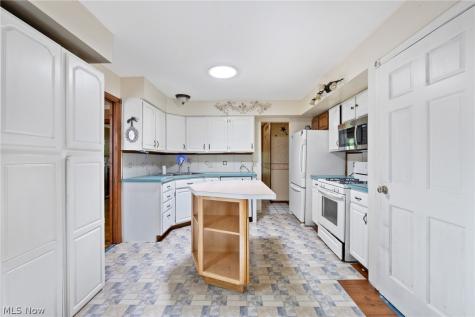 2214 Conwill Road Stow OH 44224