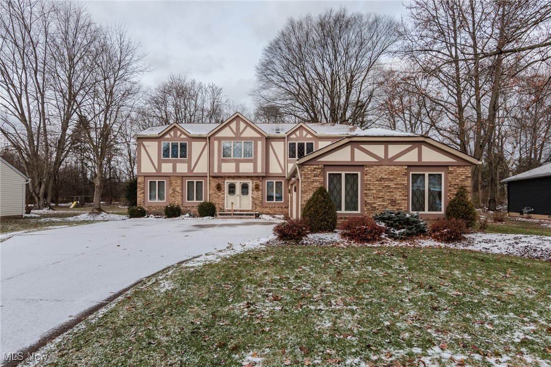 Westlake OH, 29003 Brockway Drive