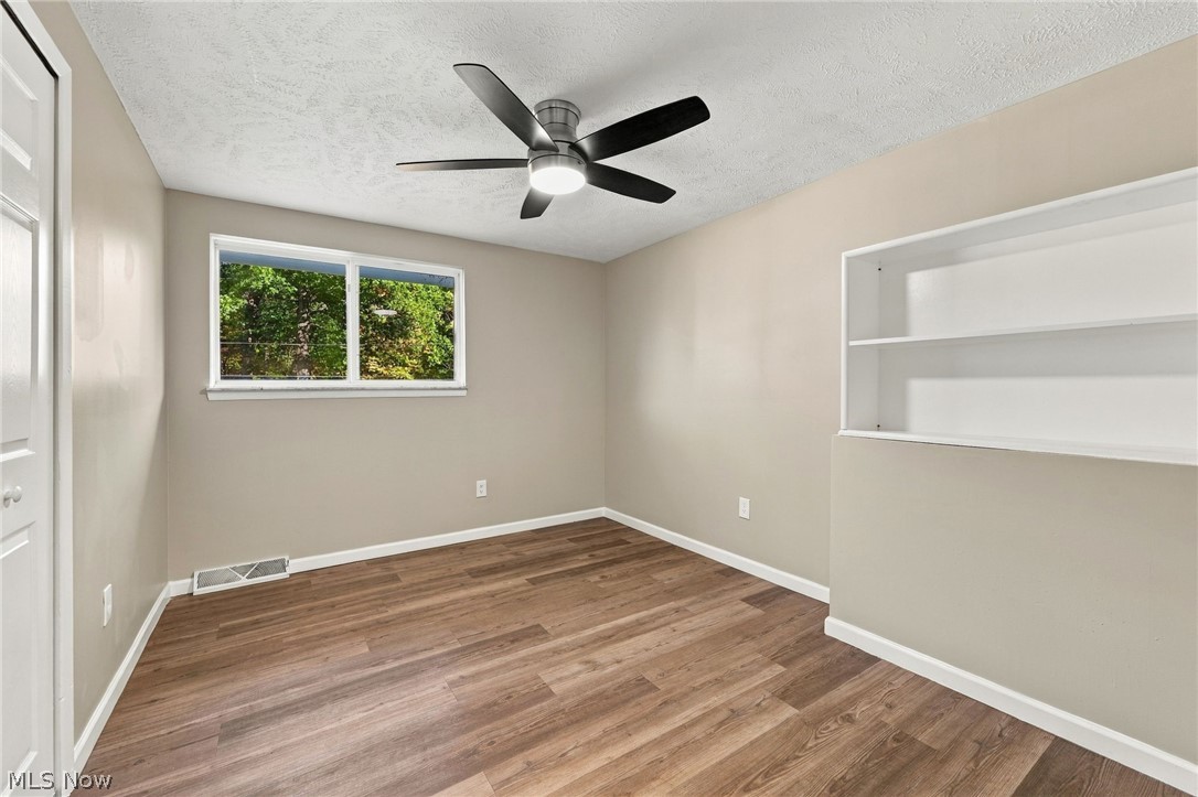 6004 Collins Road Mentor OH 44060