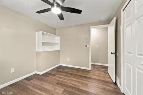 6004 Collins Road Mentor OH 44060