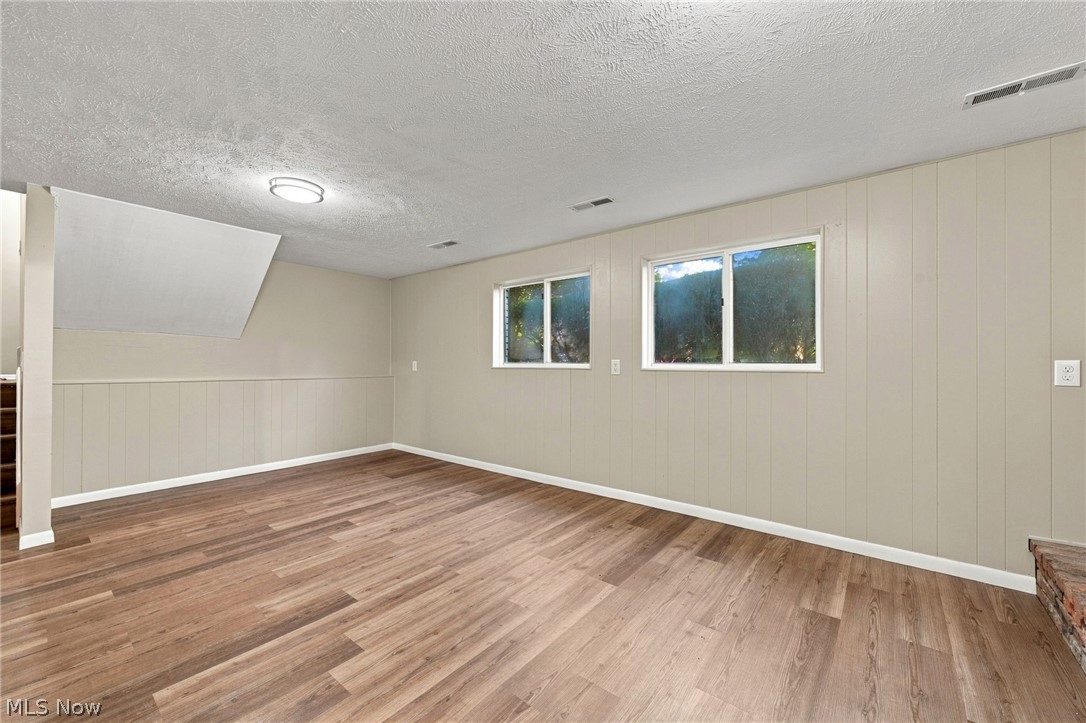 6004 Collins Road Mentor OH 44060