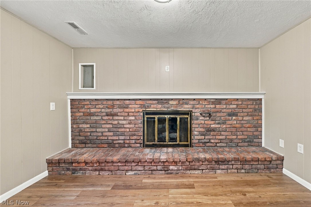 6004 Collins Road Mentor OH 44060