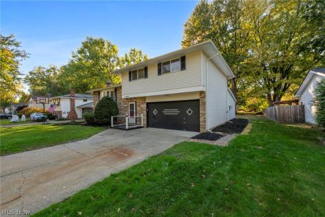6004 Collins Road Mentor OH 44060