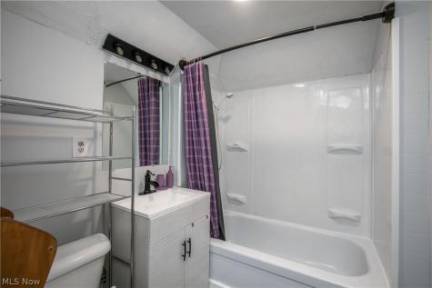 1424 S Liberty Avenue Alliance OH 44601