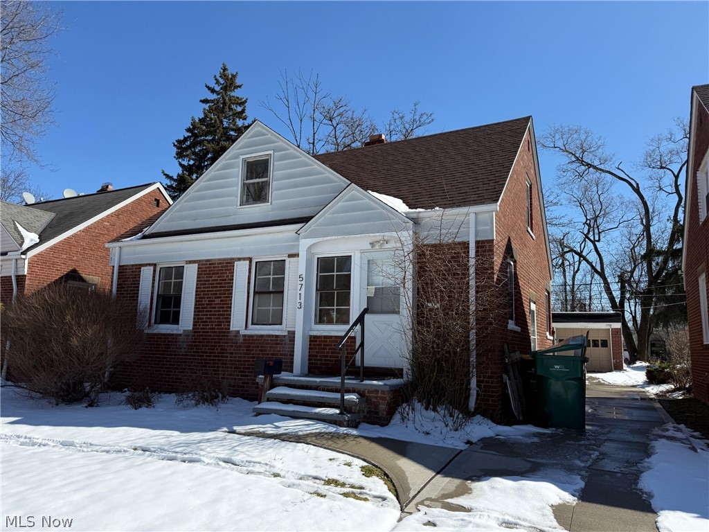 5713 South Boulevard Maple Heights OH 44137