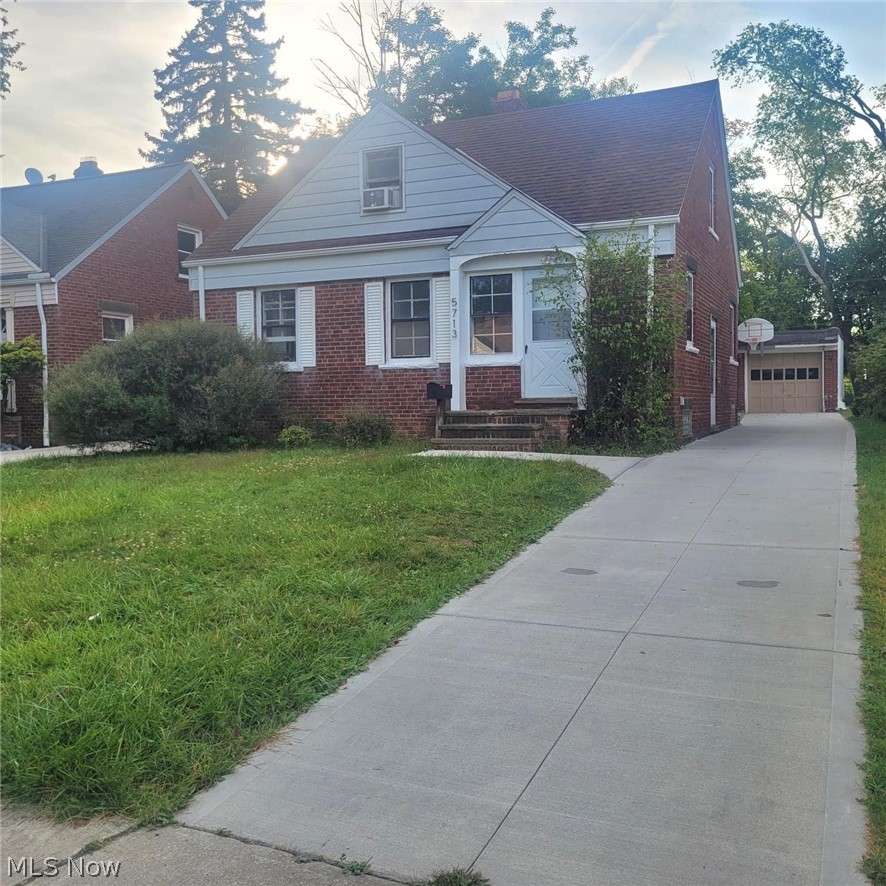 5713 South Boulevard Maple Heights OH 44137