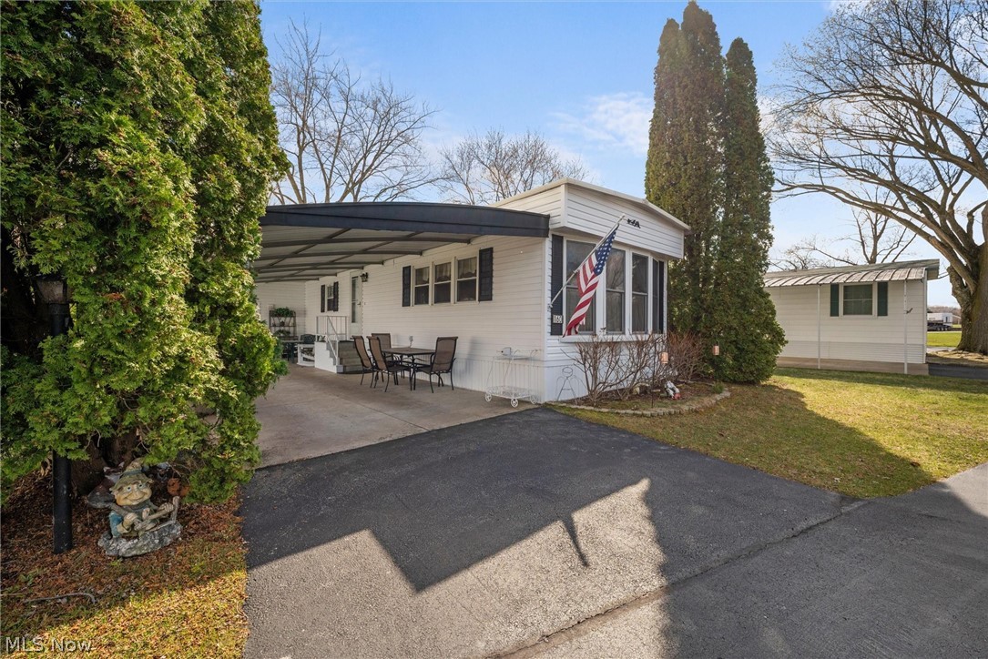 1623 NE Catawba Road Port Clinton OH 43452