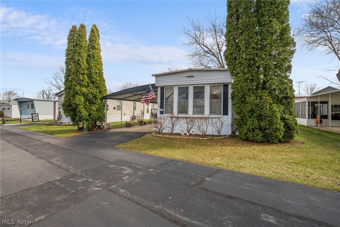1623 NE Catawba Road Port Clinton OH 43452