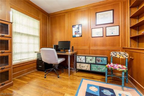 23425 Duffield Road Shaker Heights OH 44122