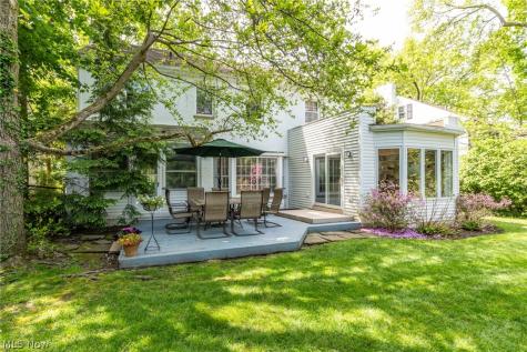 23425 Duffield Road Shaker Heights OH 44122
