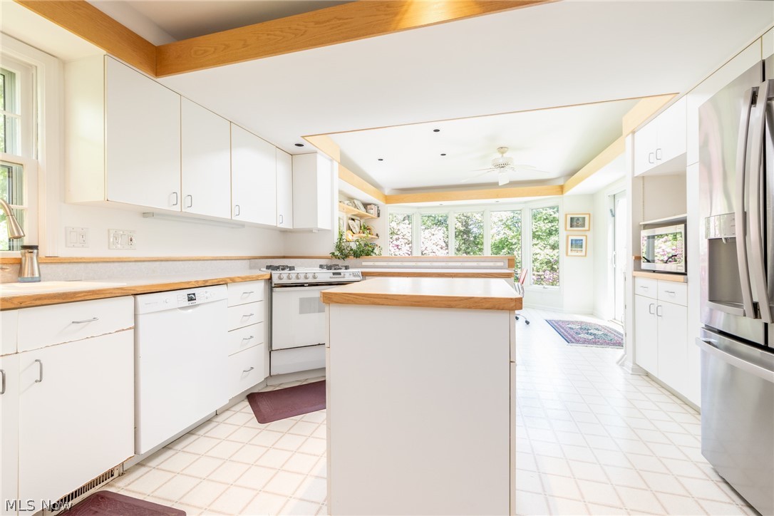 23425 Duffield Road Shaker Heights OH 44122