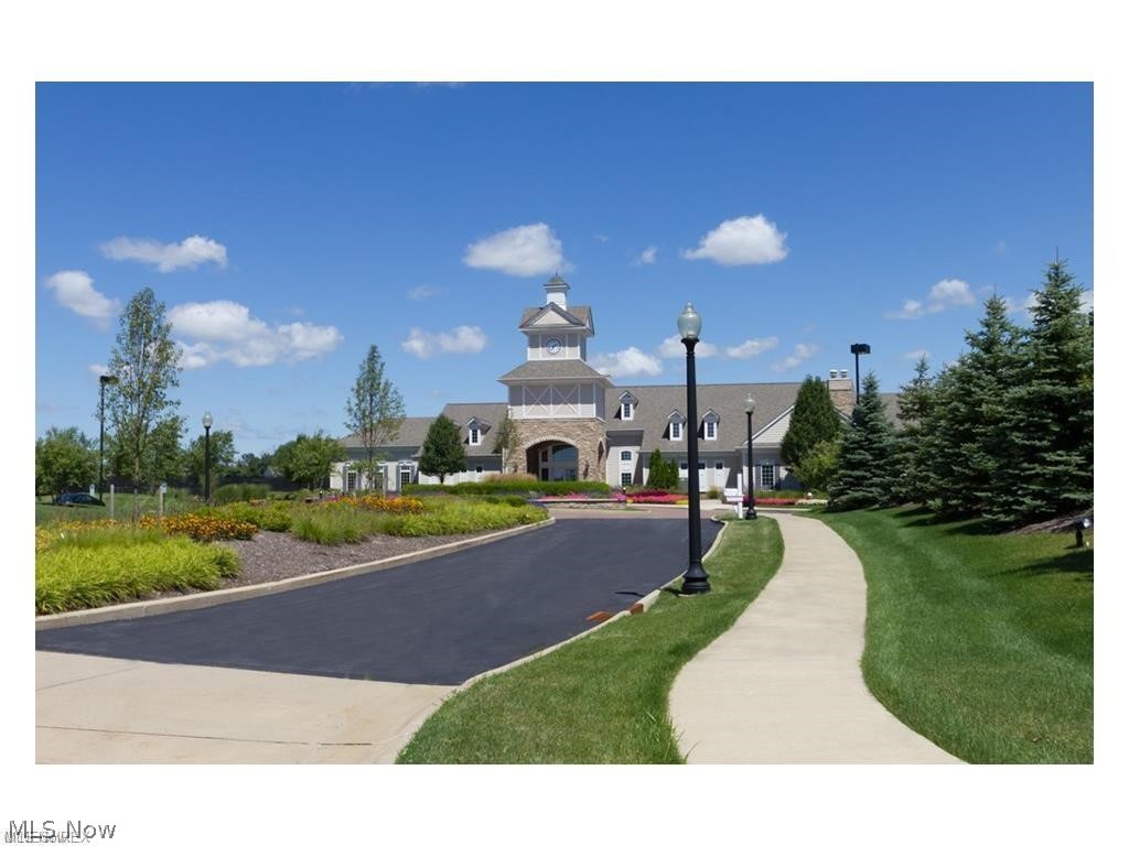 9119 Chatham Circle North Ridgeville OH 44039