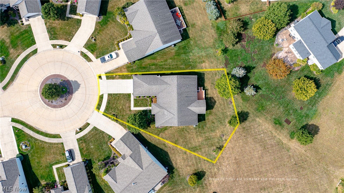 9119 Chatham Circle North Ridgeville OH 44039