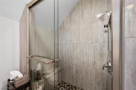 26230 Elinore Avenue Euclid OH 44132