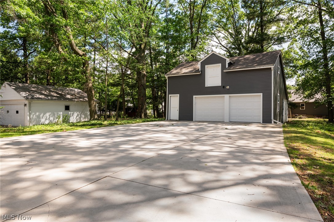 26230 Elinore Avenue Euclid OH 44132