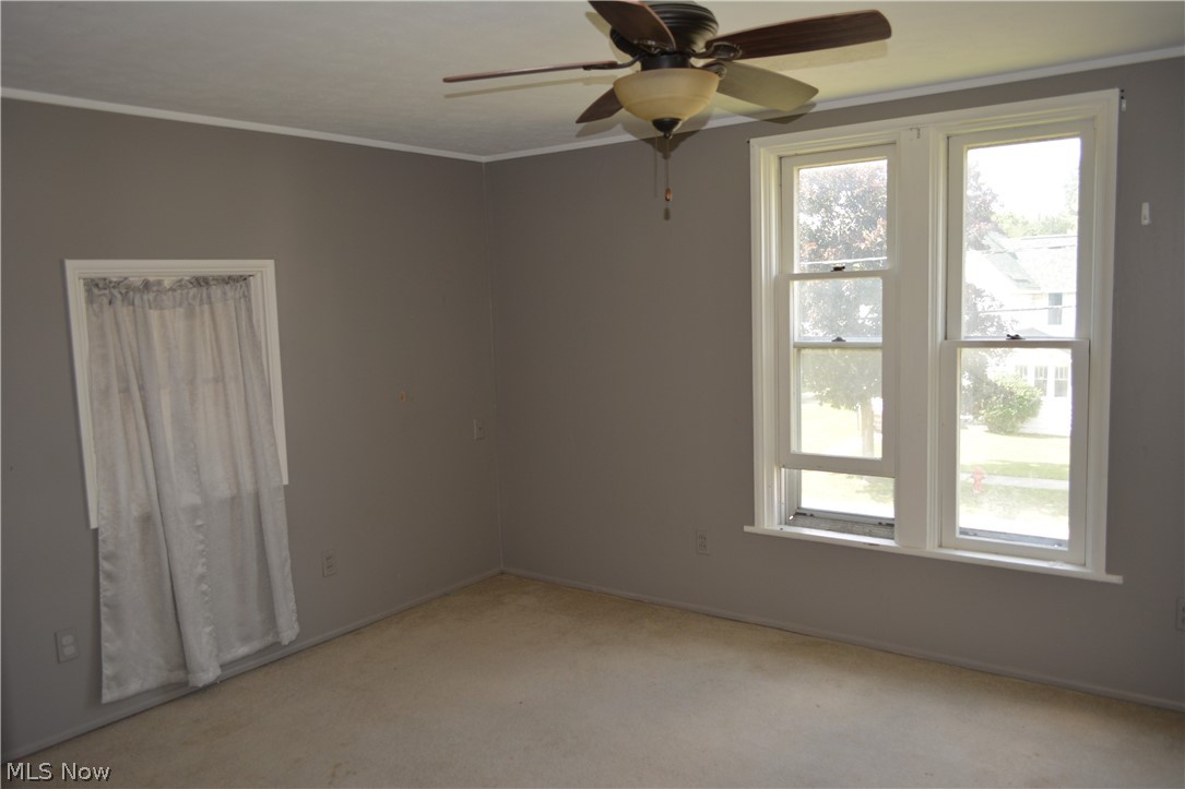 166 E Main Street New London OH 44851
