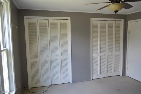 166 E Main Street New London OH 44851
