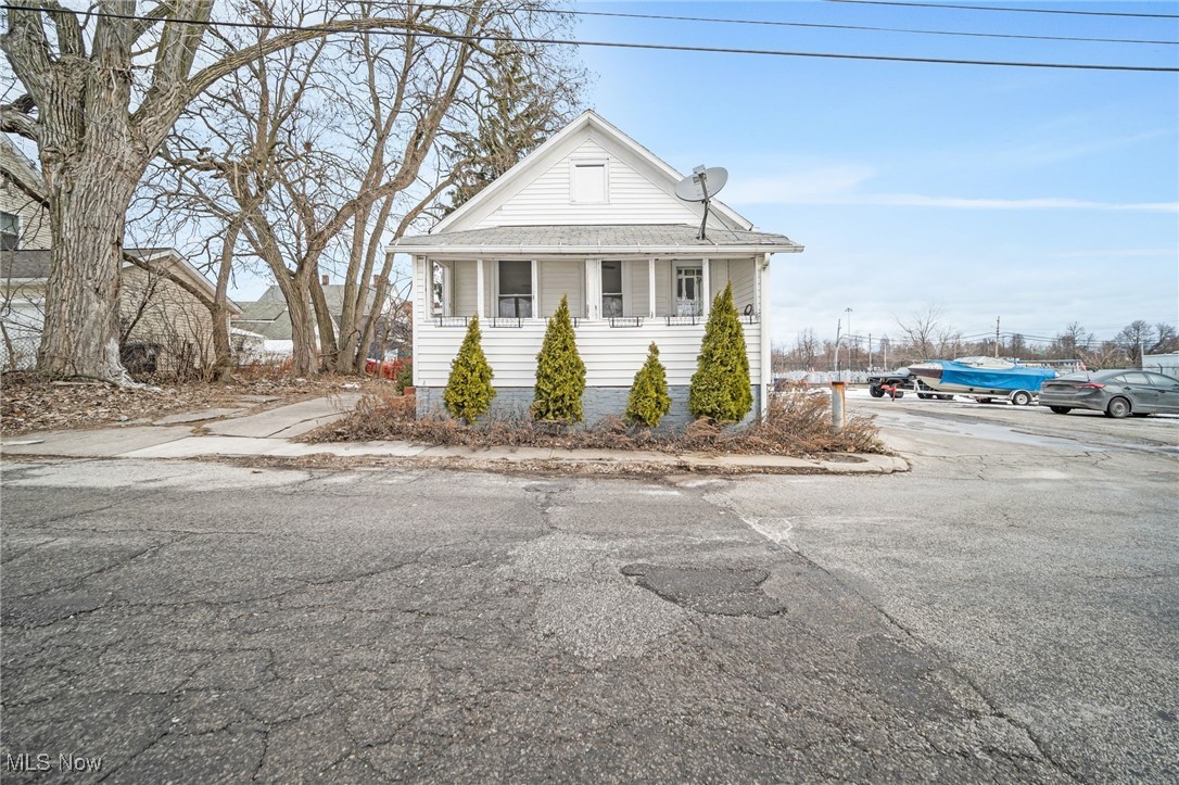 4302 Fenwick Avenue Cleveland OH 44113