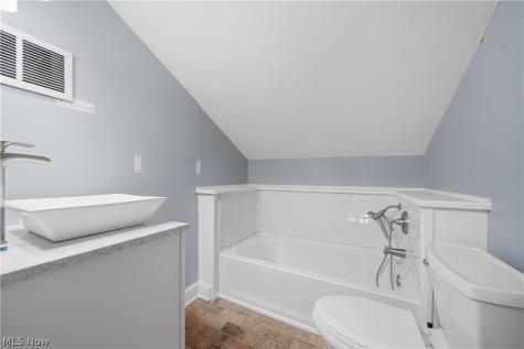 1219 9th Street SW Massillon OH 44647