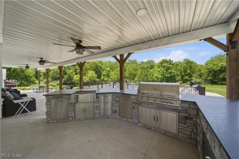 1219 9th Street SW Massillon OH 44647