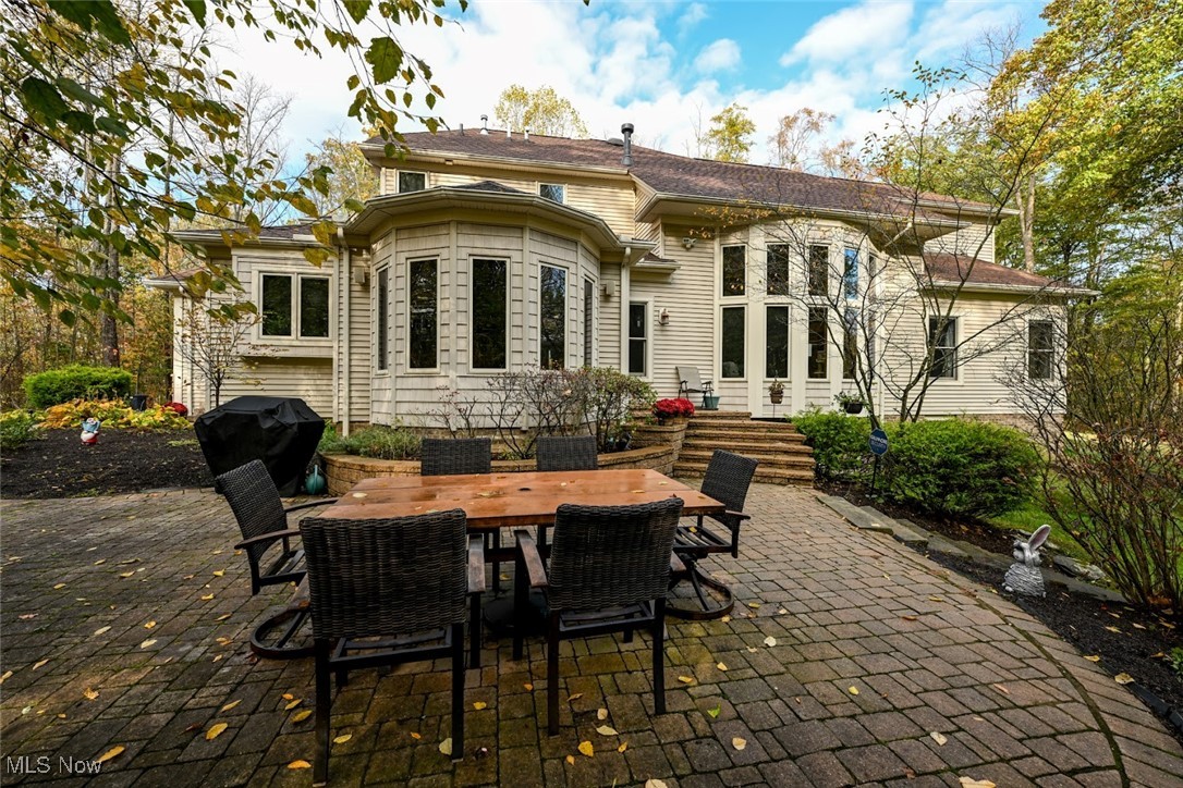 679 Deep Woods Drive Aurora OH 44202