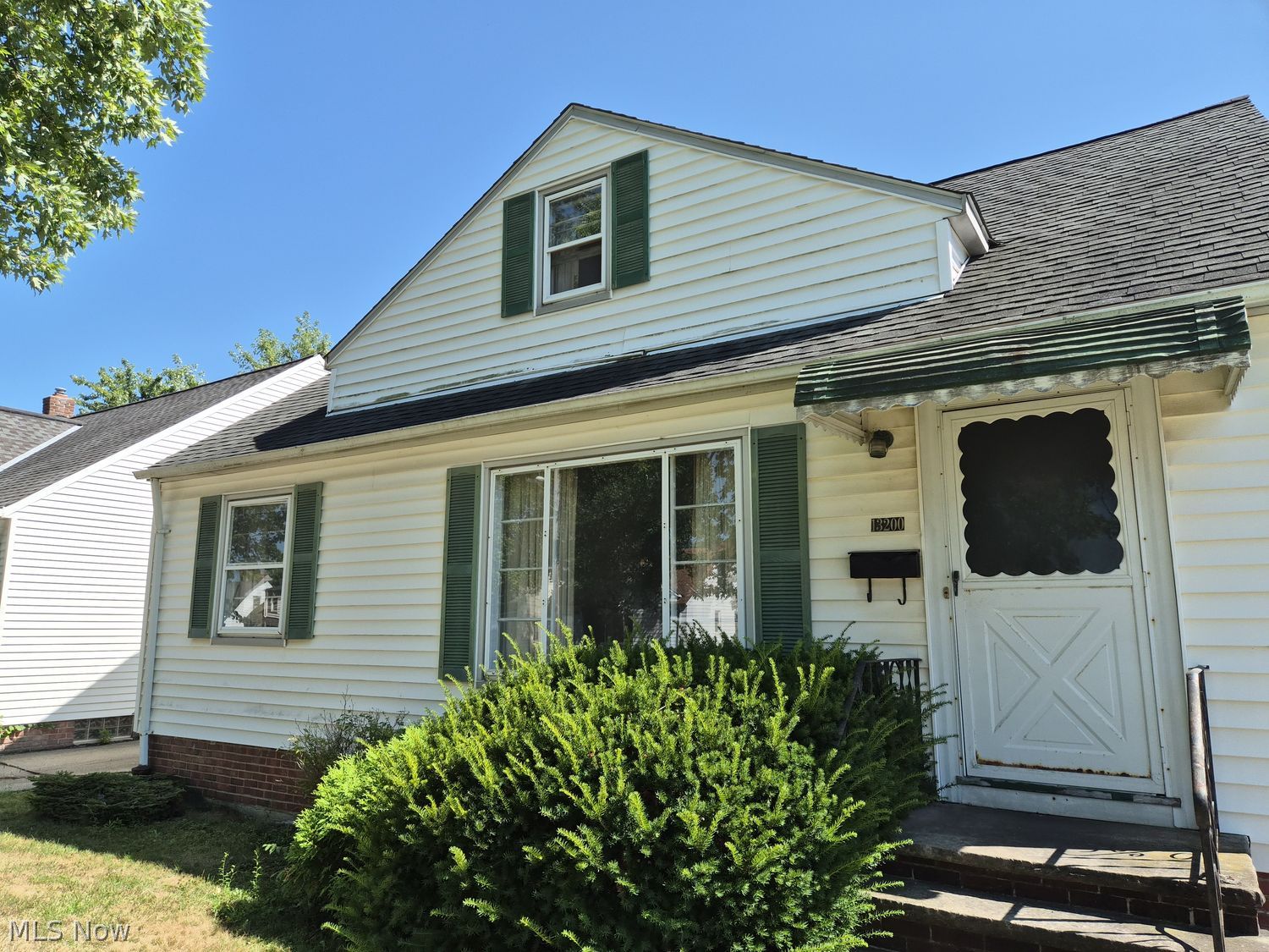 13200 Maple Leaf Drive Garfield Heights OH 44125