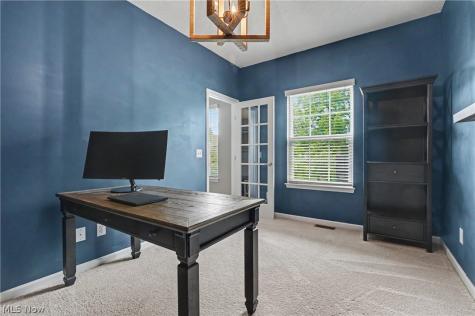 1705 Gate House Street NE Canton OH 44721