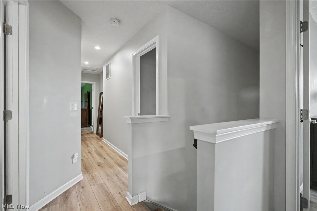 1705 Gate House Street NE Canton OH 44721
