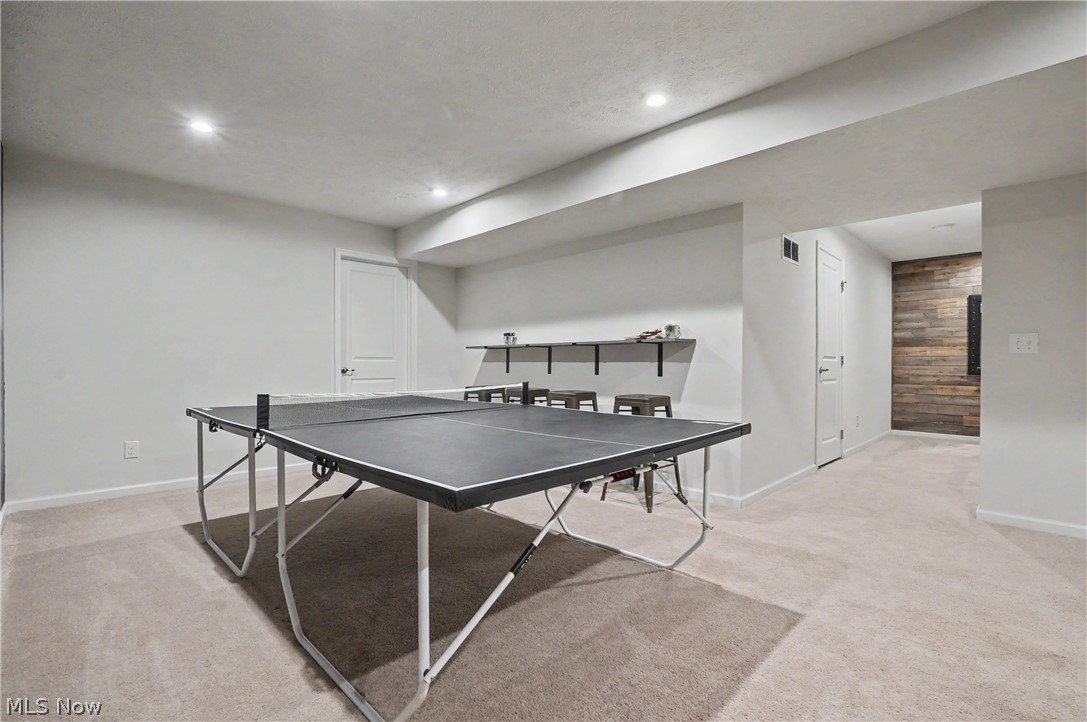 1705 Gate House Street NE Canton OH 44721