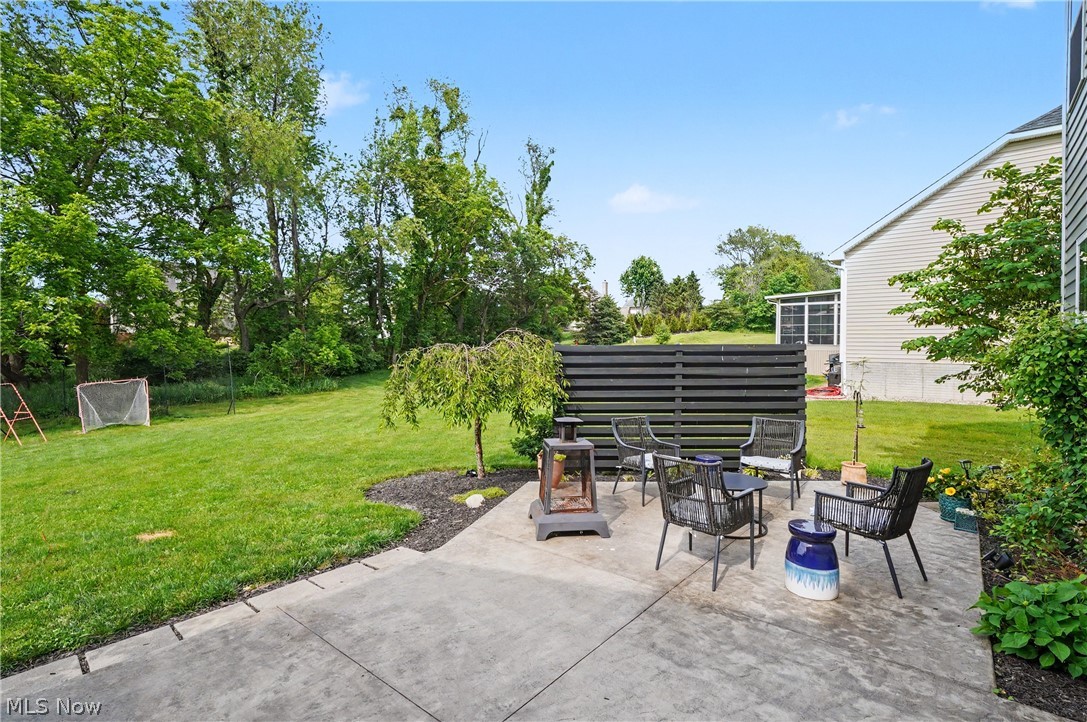1705 Gate House Street NE Canton OH 44721