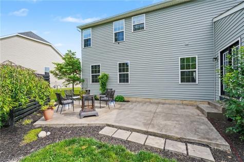 1705 Gate House Street NE Canton OH 44721