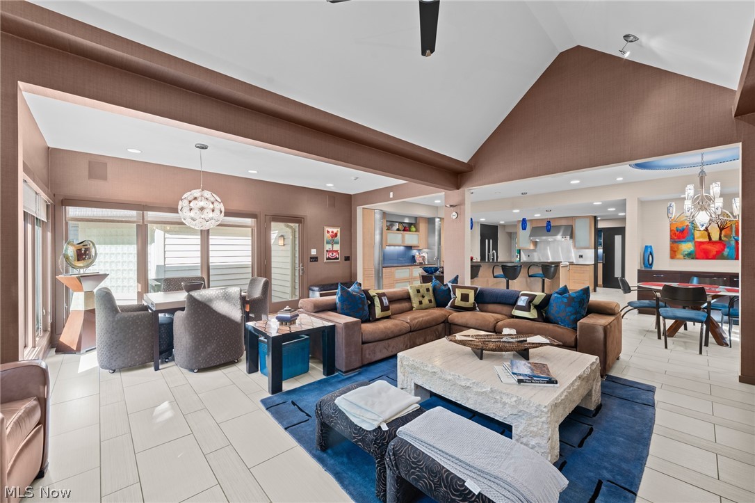 24950 Woodside Lane Beachwood OH 44121