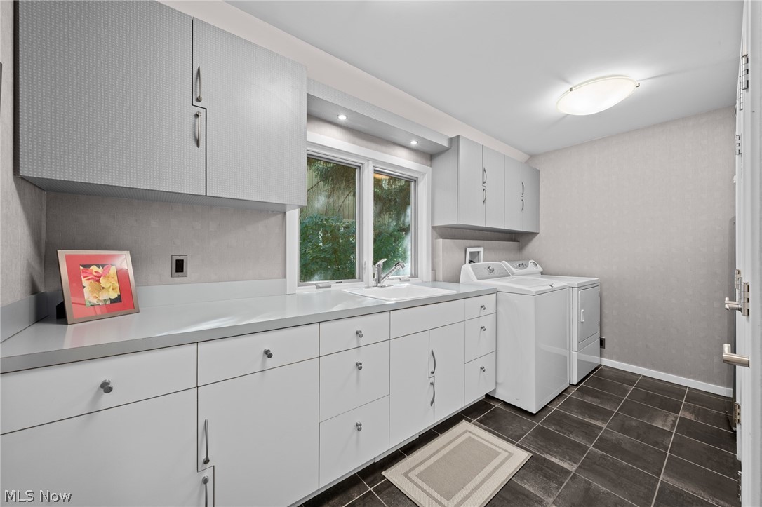 24950 Woodside Lane Beachwood OH 44121