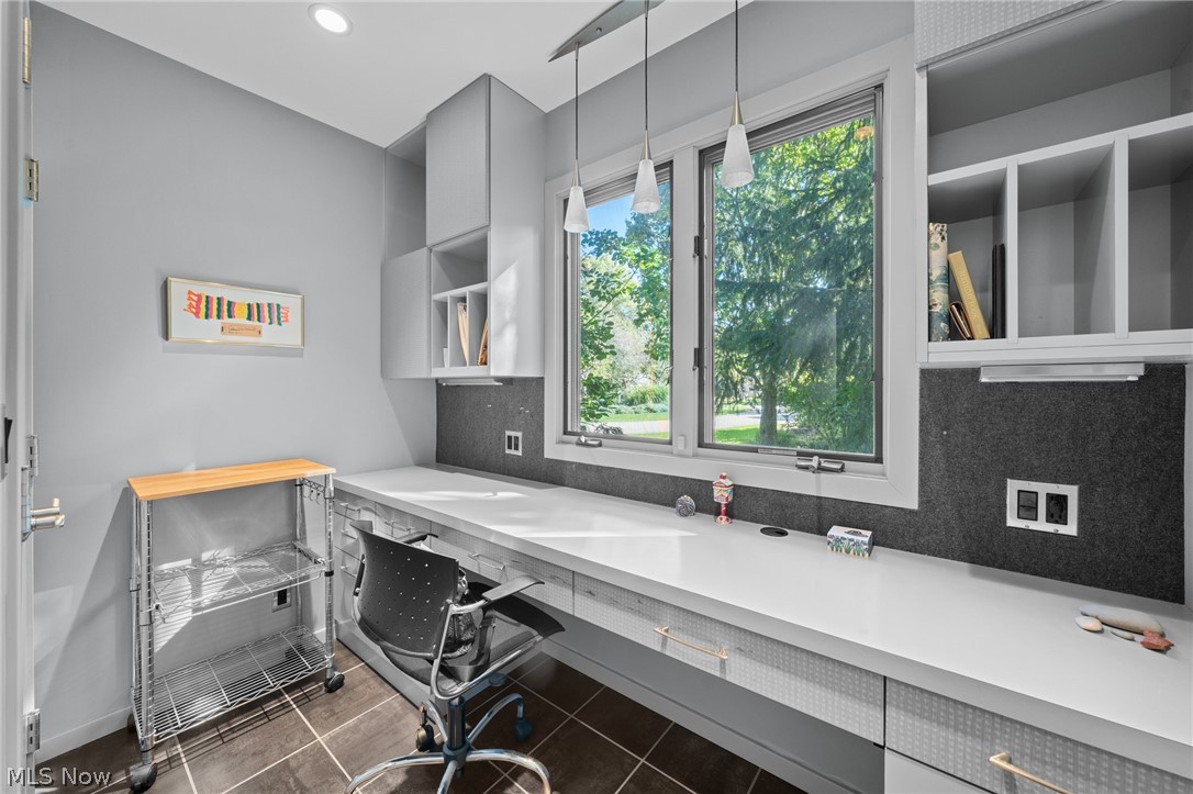24950 Woodside Lane Beachwood OH 44121