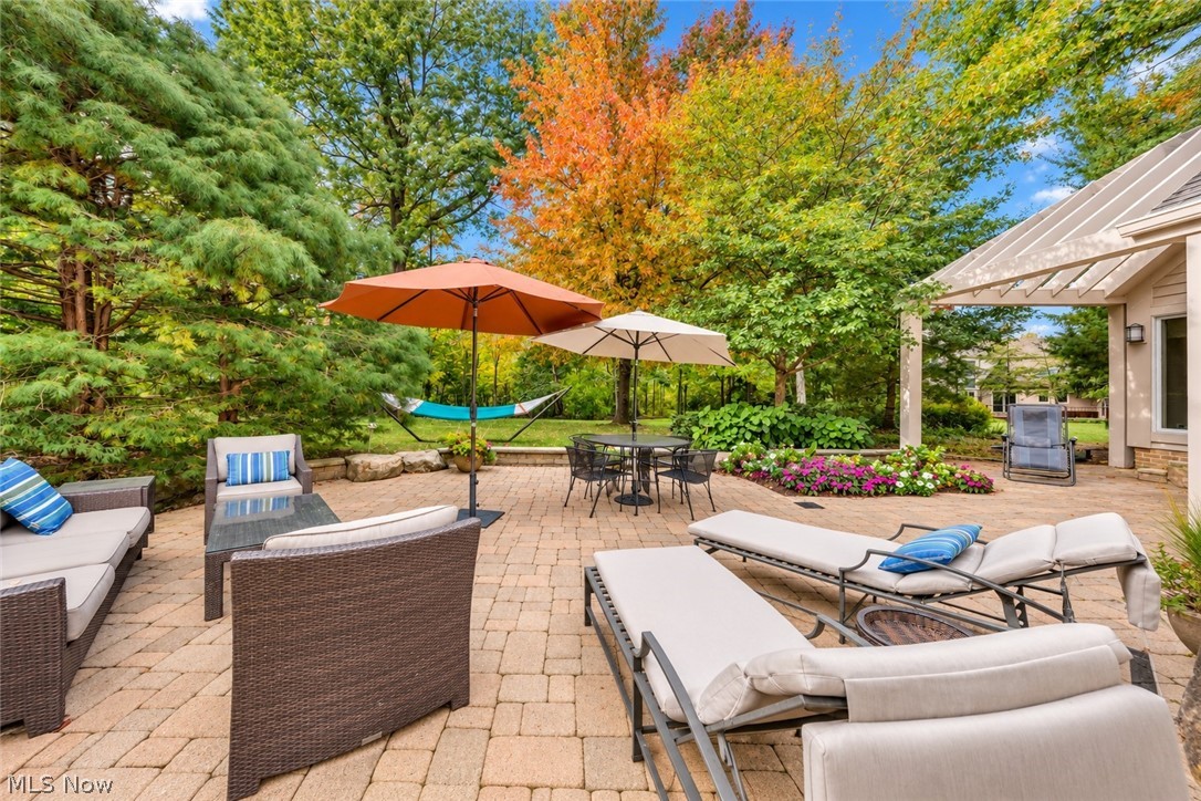 24950 Woodside Lane Beachwood OH 44121