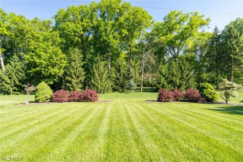 987 W Martin Avenue Amherst OH 44001