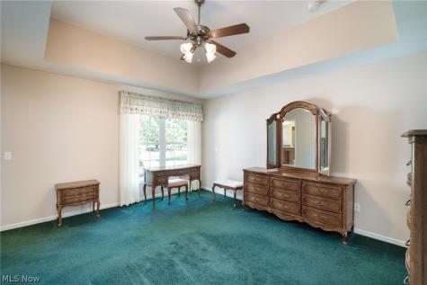 987 W Martin Avenue Amherst OH 44001