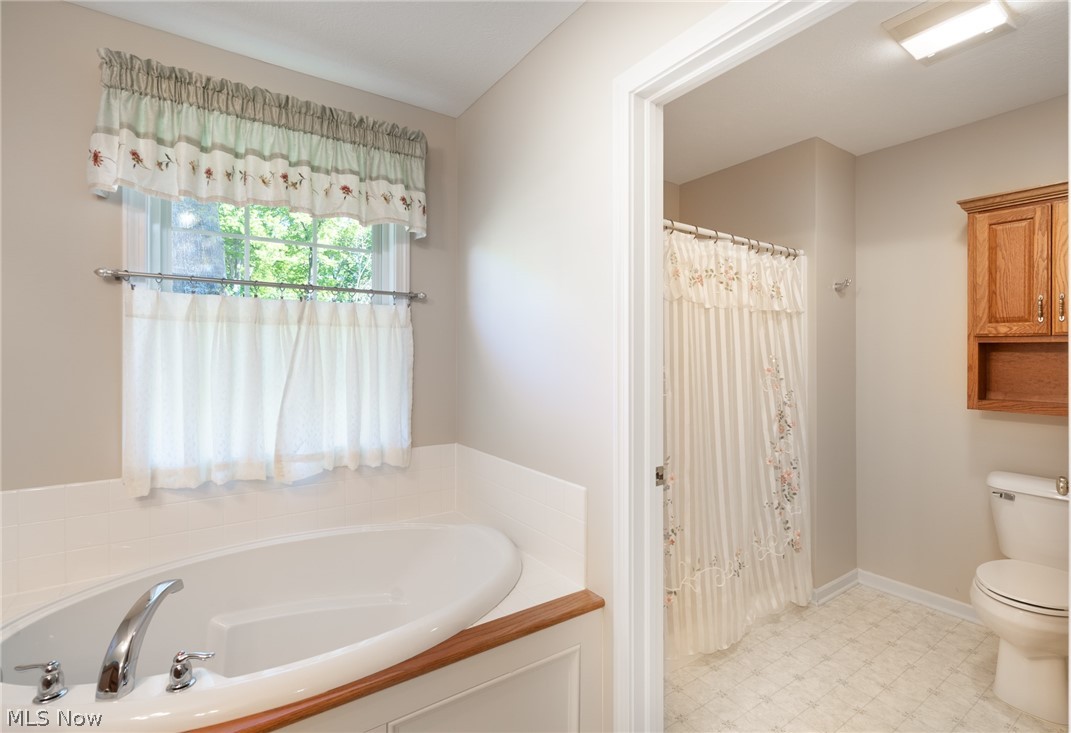 987 W Martin Avenue Amherst OH 44001