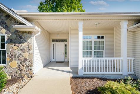 987 W Martin Avenue Amherst OH 44001