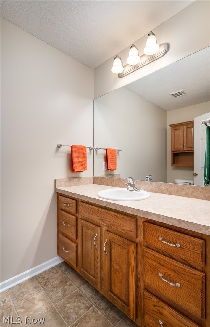 987 W Martin Avenue Amherst OH 44001