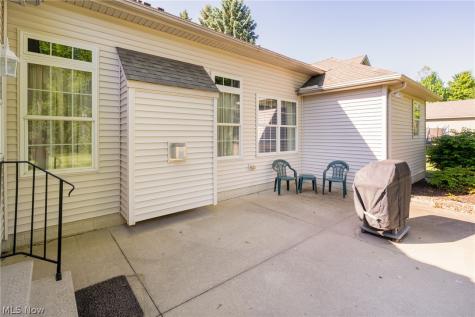 987 W Martin Avenue Amherst OH 44001