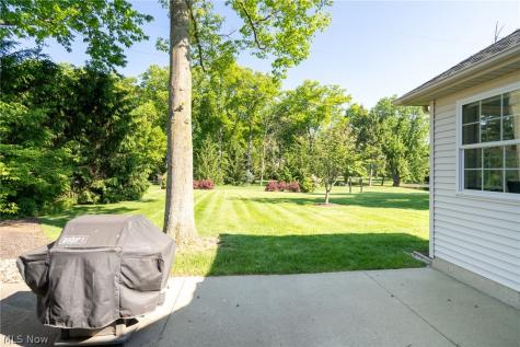987 W Martin Avenue Amherst OH 44001