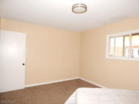 13709 Dressler Avenue Garfield Heights OH 44125