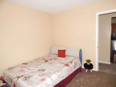 13709 Dressler Avenue Garfield Heights OH 44125