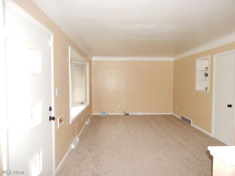 13709 Dressler Avenue Garfield Heights OH 44125