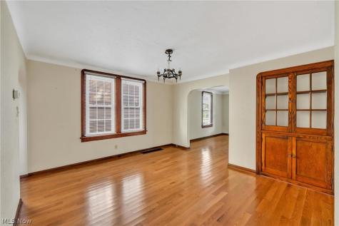 2186 Cornell Road Cleveland OH 44106