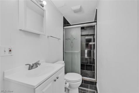 2186 Cornell Road Cleveland OH 44106