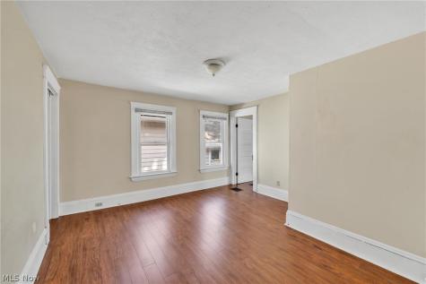 2186 Cornell Road Cleveland OH 44106