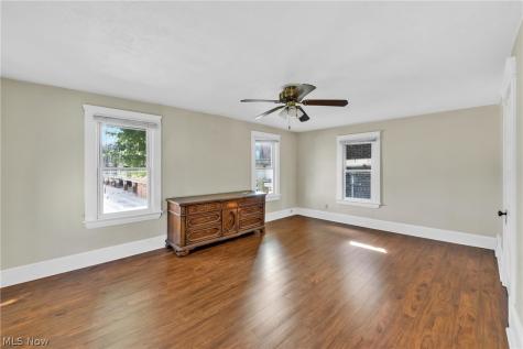 2186 Cornell Road Cleveland OH 44106